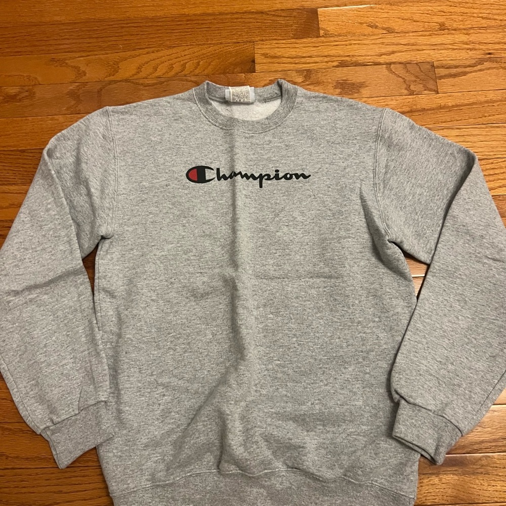 Champion crewneck!